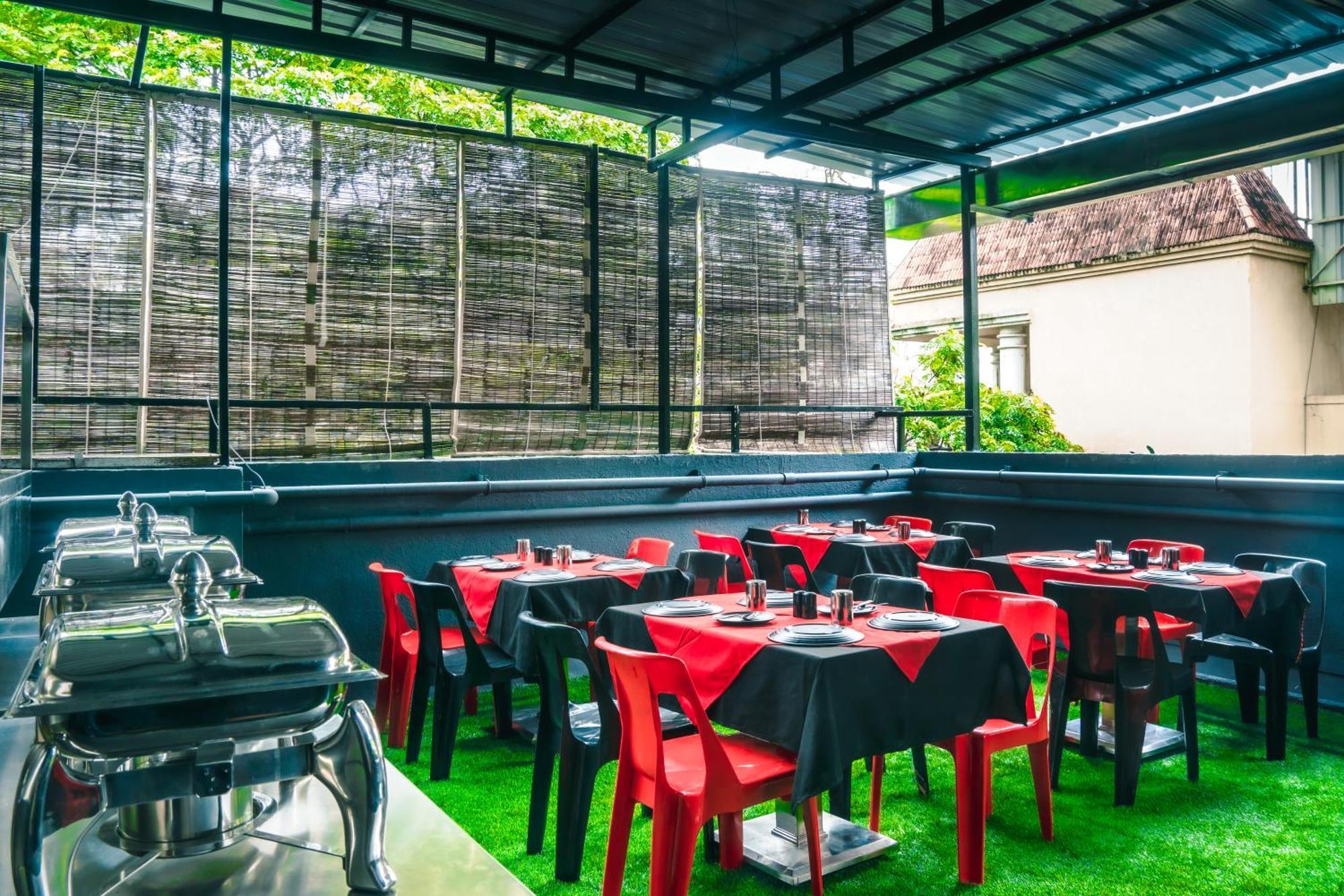 Treebo Serenity Inn, Koregaon Park 浦那 外观 照片